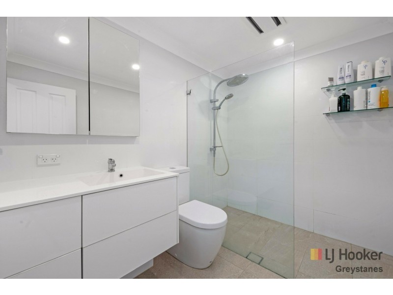 3/24 Allison Road, Guildford NSW 2161