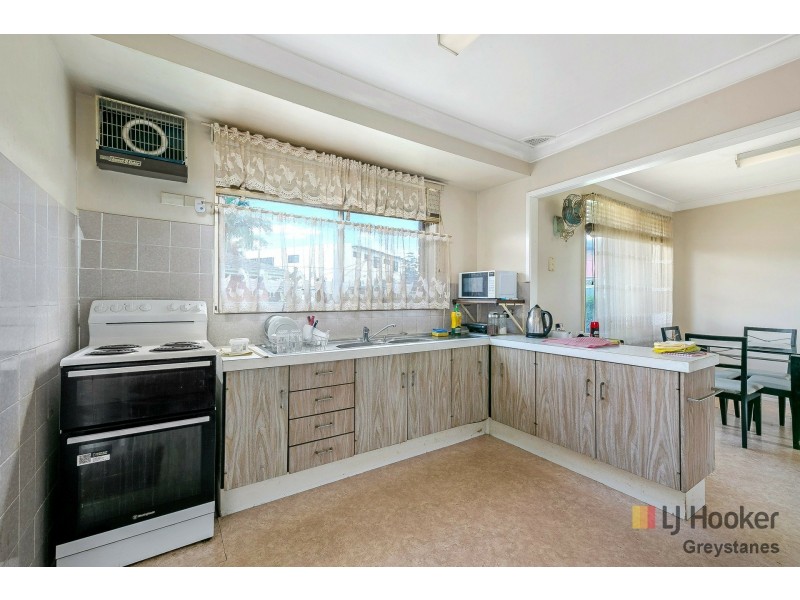 142 Roberta Street, Greystanes NSW 2145