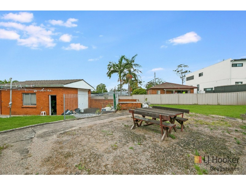 142 Roberta Street, Greystanes NSW 2145