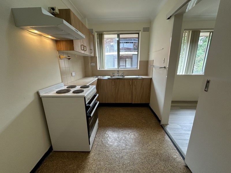 5/296 MERRYLANDS ROAD, Merrylands NSW 2160