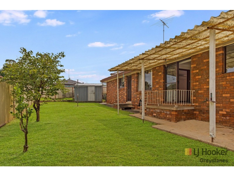 11 Conifer Court, Greystanes NSW 2145