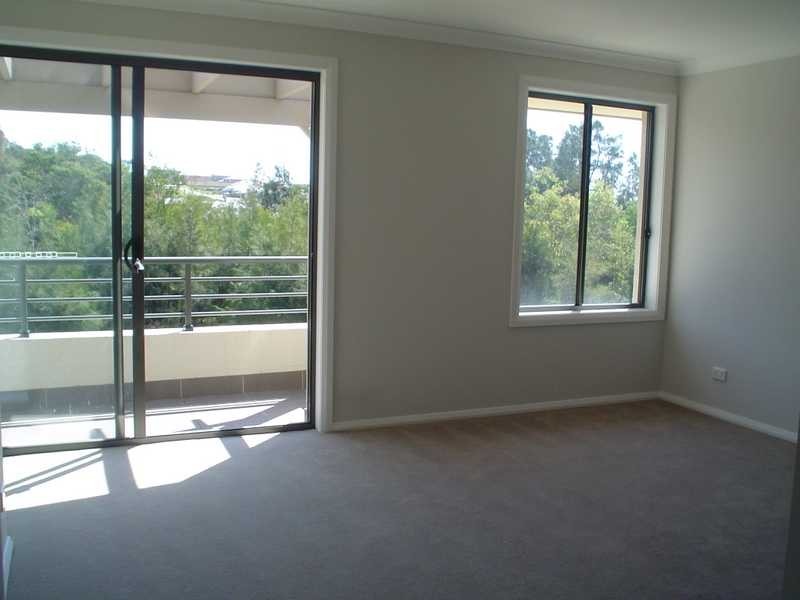 76 Driftway Drive, Pemulwuy NSW 2145