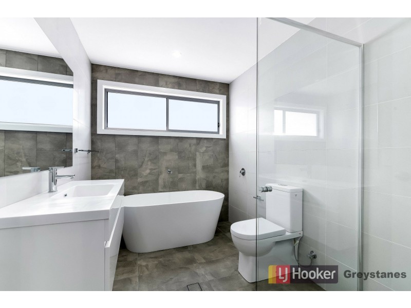 10 Binda Street, Merrylands NSW 2160