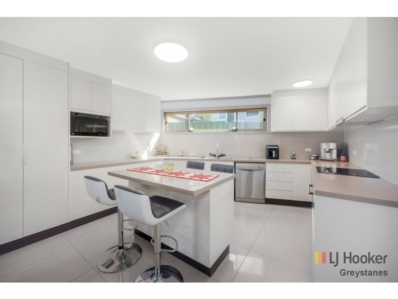 6 Tamarix Street, Greystanes NSW 2145