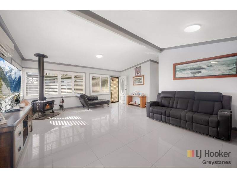 6 Tamarix Street, Greystanes NSW 2145