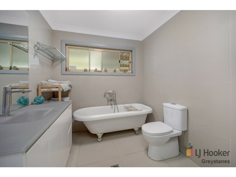 6 Tamarix Street, Greystanes NSW 2145