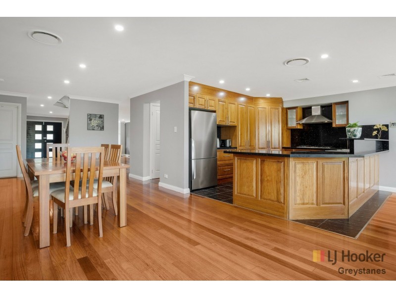 4 Ann Minchin Way, Minchinbury NSW 2770