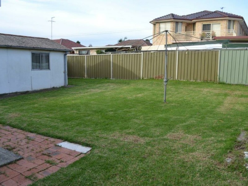 18 VICTOR STREET, Greystanes NSW 2145