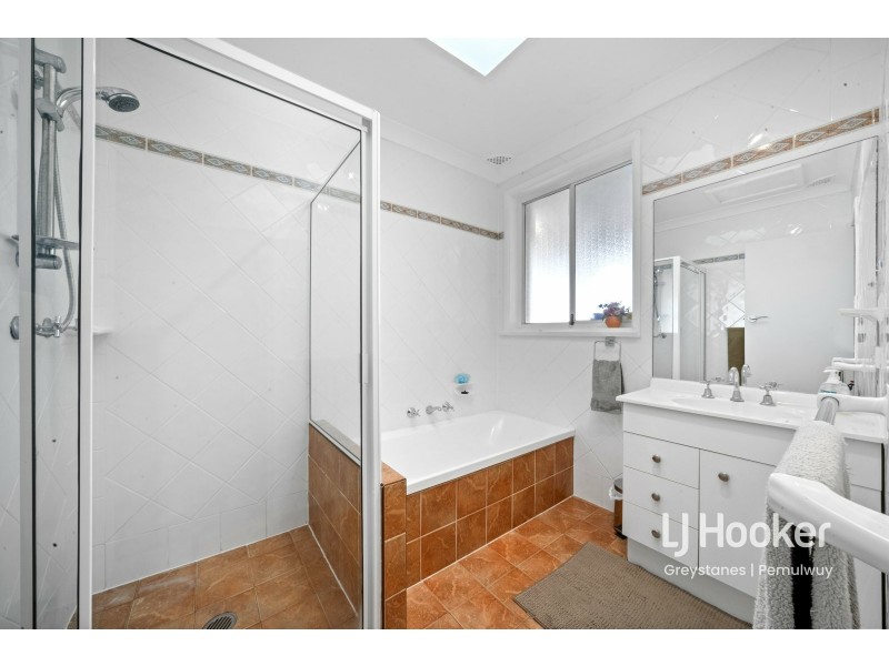 10 GREVILLEA CRESCENT, Greystanes NSW 2145