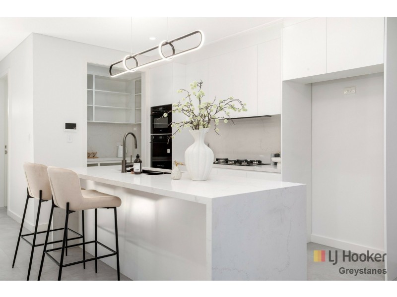 8 Enid Street, Greystanes NSW 2145