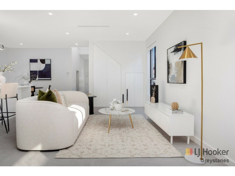 8 Enid Street, Greystanes NSW 2145