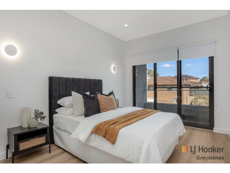 8 Enid Street, Greystanes NSW 2145