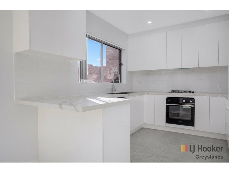 1-8/11 Fifth Avenue, Blacktown NSW 2148