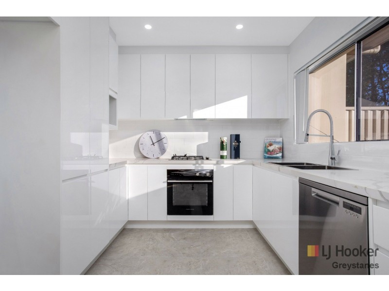 1-8/11 Fifth Avenue, Blacktown NSW 2148