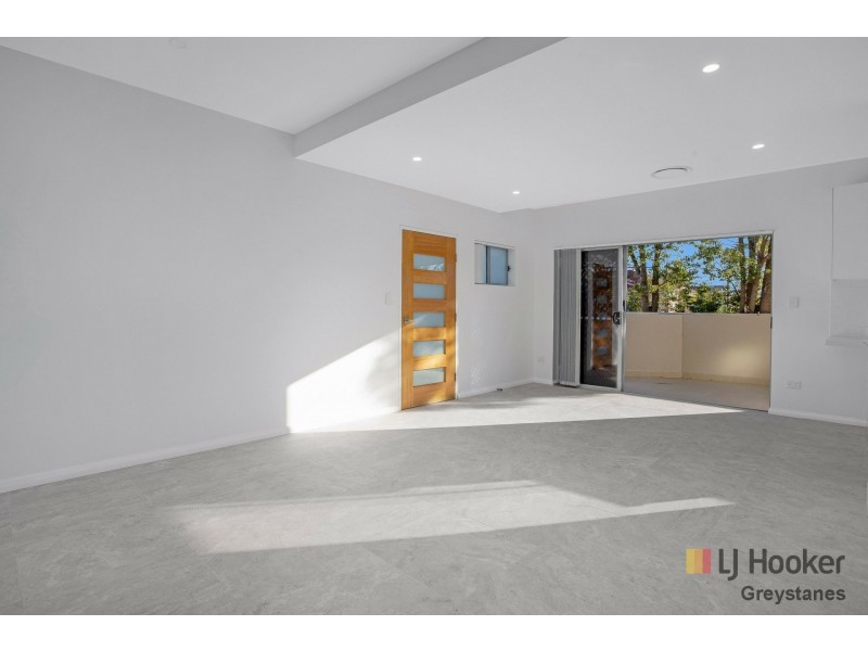 1-8/11 Fifth Avenue, Blacktown NSW 2148