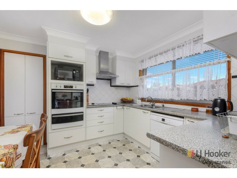 93 Hanbury Street, Greystanes NSW 2145