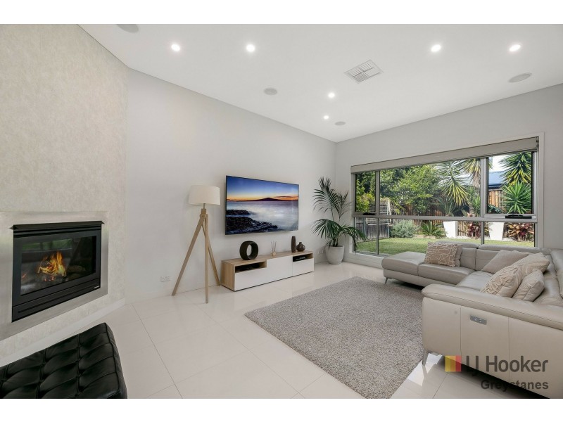 18 Tuabilli Street, Pemulwuy NSW 2145