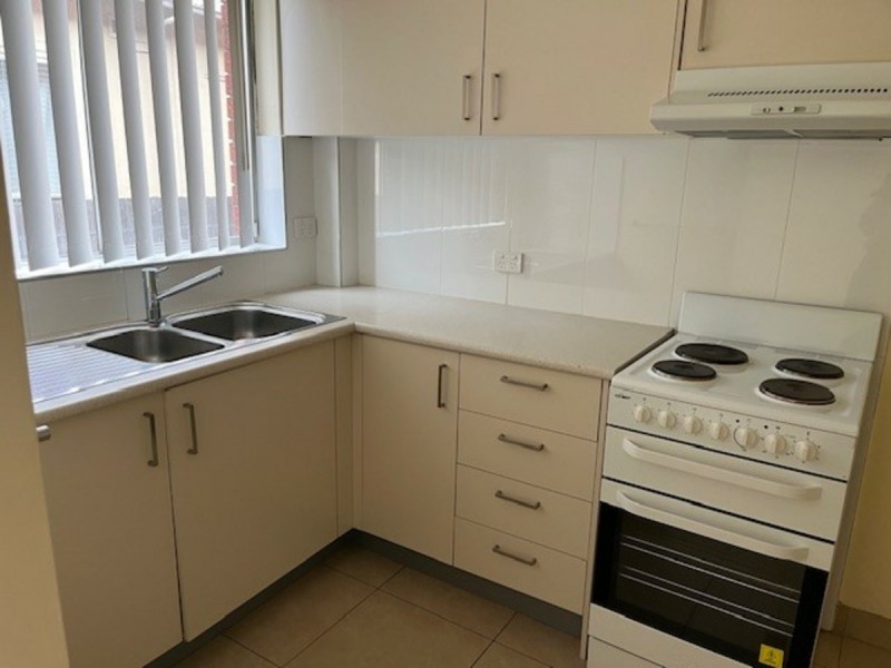 1/296 MERRYLANDS ROAD, Merrylands NSW 2160