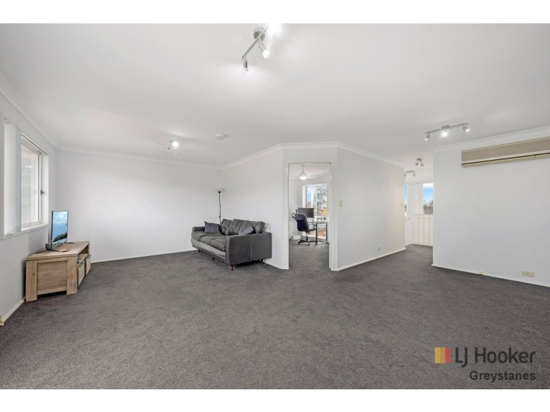 49 Grevillea Crescent, Greystanes NSW 2145