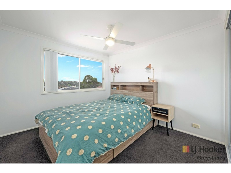 49 Grevillea Crescent, Greystanes NSW 2145