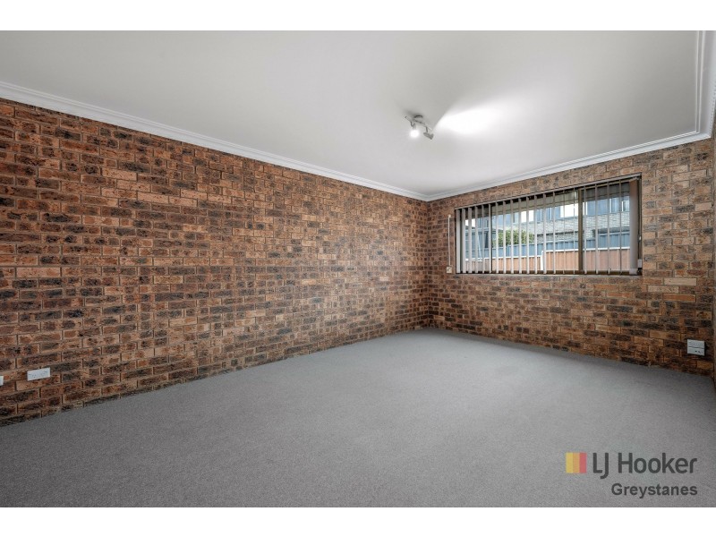 26 Poinciana Parade, Greystanes NSW 2145