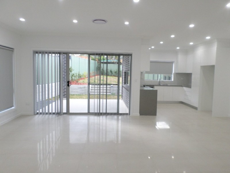 82A GREVILLEA CRESCENT, Greystanes NSW 2145