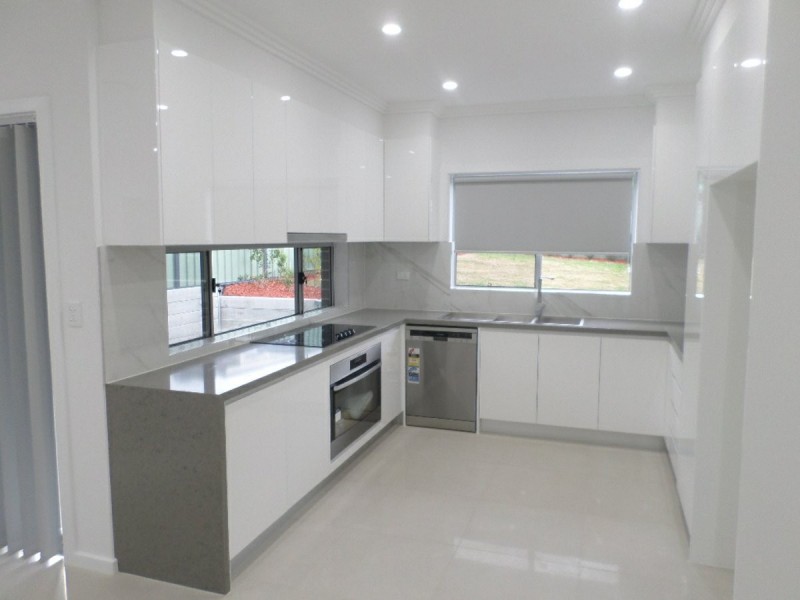 82A GREVILLEA CRESCENT, Greystanes NSW 2145