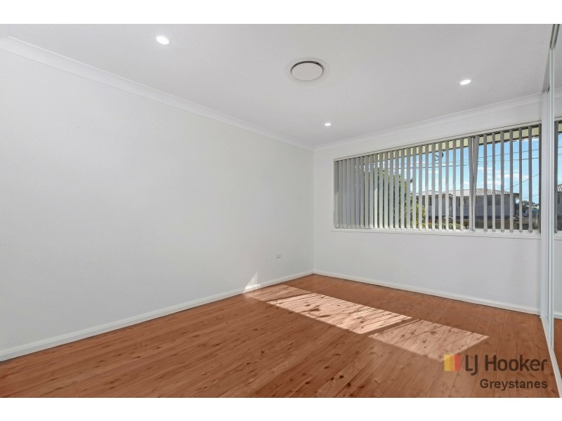 16 Gwydir Street, Greystanes NSW 2145
