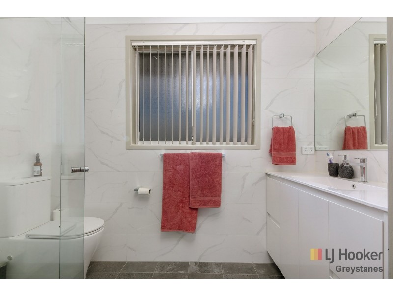 54 Beechwood Avenue, Greystanes NSW 2145