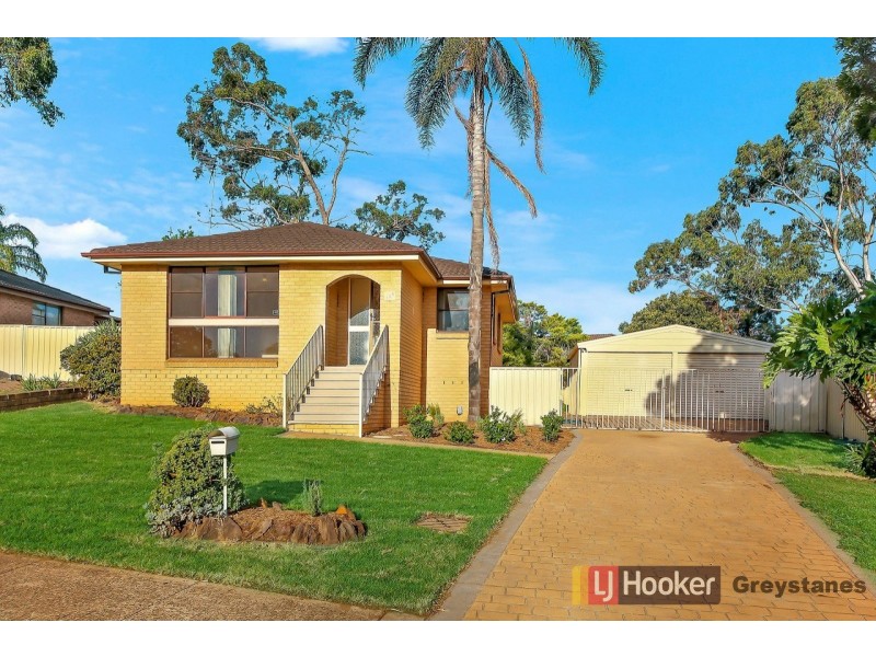 136 ST CLAIR AVENUNE, St Clair NSW 2759