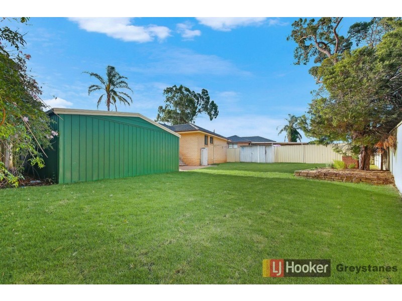 136 ST CLAIR AVENUNE, St Clair NSW 2759