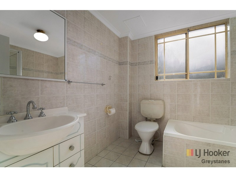 8/22-24 Bailey Street, Westmead NSW 2145