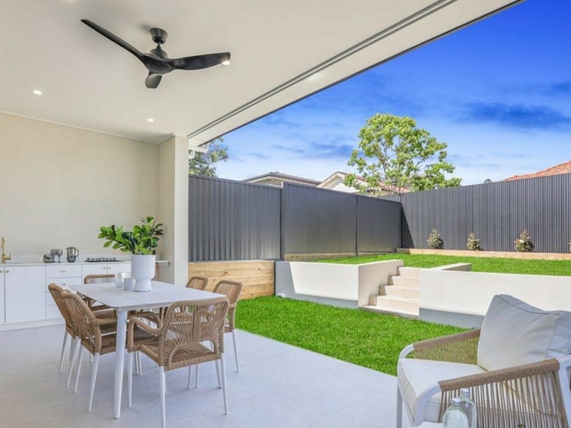 18 Edna Avenue, Merrylands NSW 2160