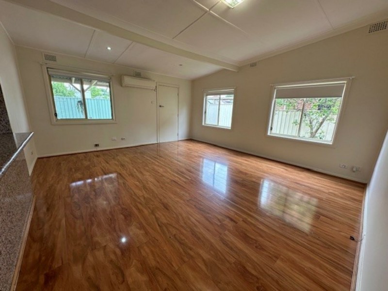 4 NEW YORK STREET, Granville NSW 2142