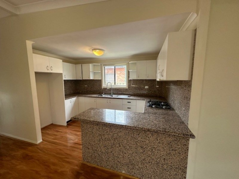 4 NEW YORK STREET, Granville NSW 2142