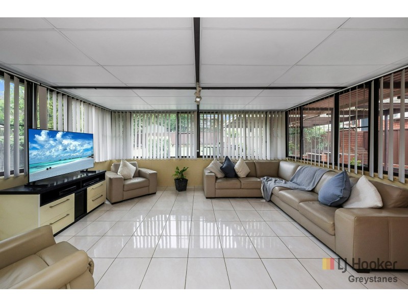 15 Rein Road, Greystanes NSW 2145