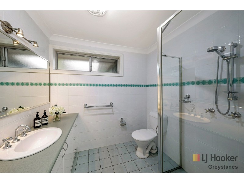 15 Rein Road, Greystanes NSW 2145