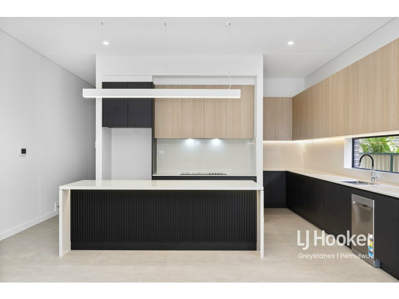 11 Gloucester Ave, Merrylands NSW 2160