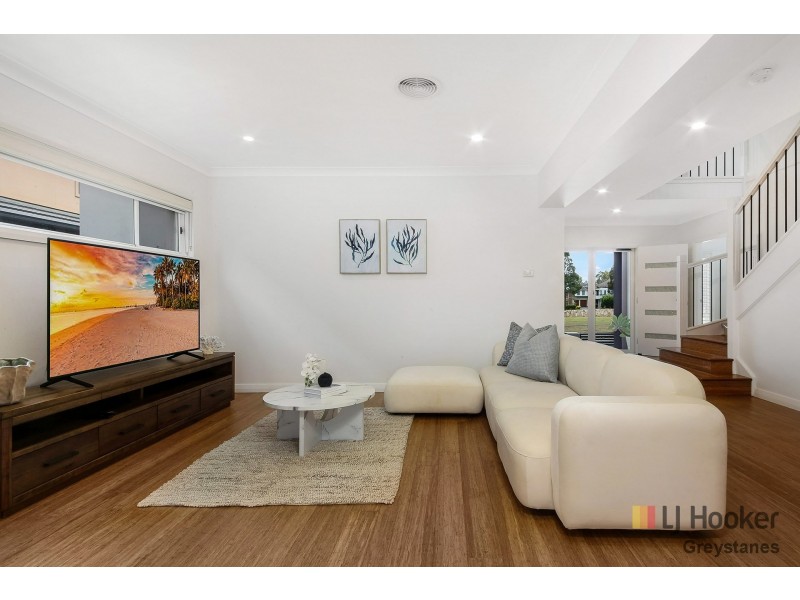 10 Watkin Tench Parade, Pemulwuy NSW 2145