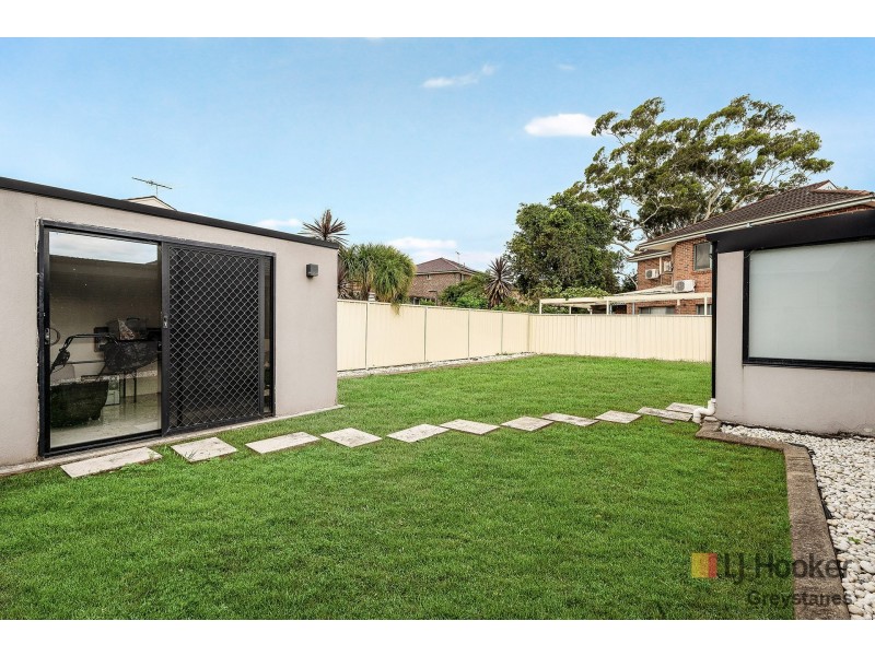 11 Styles Place, Merrylands NSW 2160