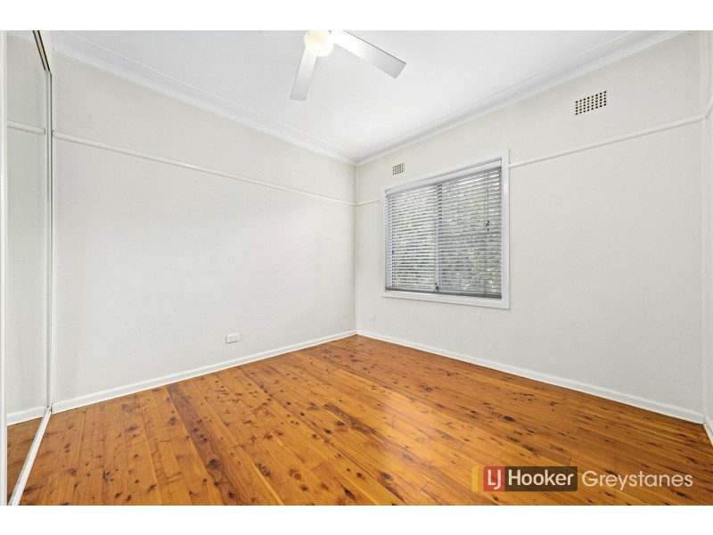 4 FERN PLACE, Blacktown NSW 2148