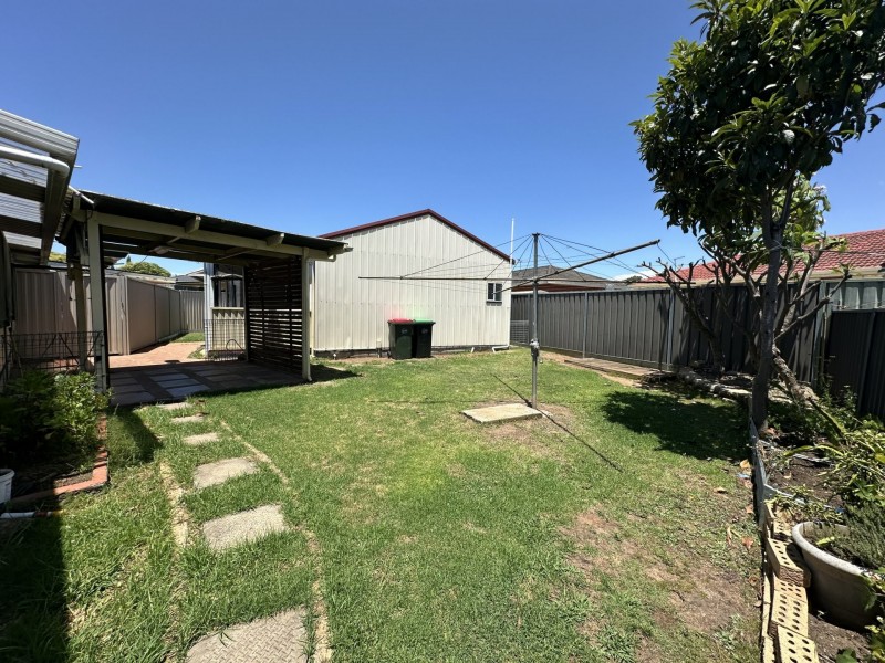 71a MUSGRAVE CRESCENT, Fairfield West NSW 2165