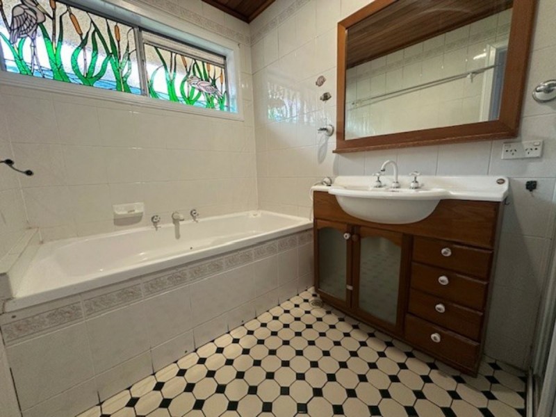 34 GARDENIA PARADE, Greystanes NSW 2145