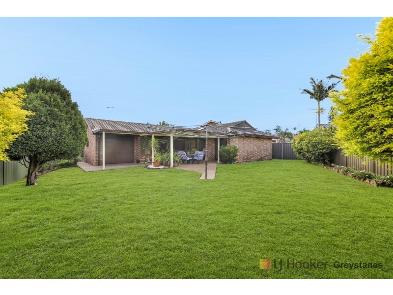 8 CONIFER COURT, Greystanes NSW 2145