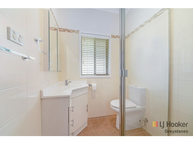 1 Sandra Street, Woodpark NSW 2164