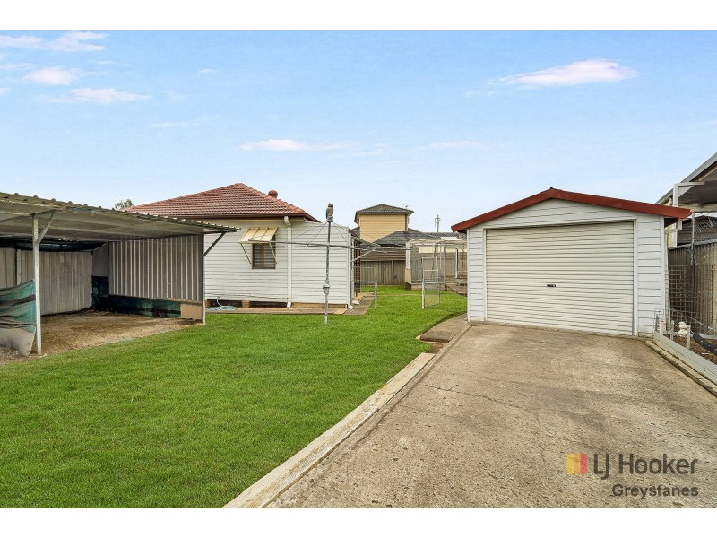 1 Sandra Street, Woodpark NSW 2164