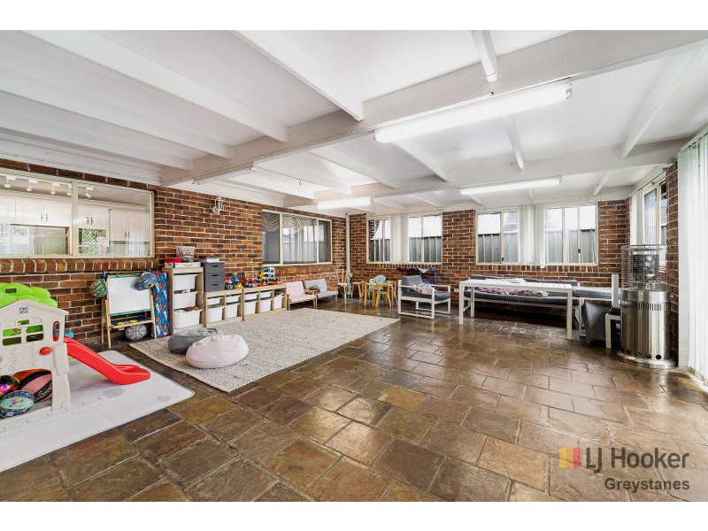 302 Old Prospect Rd, Greystanes NSW 2145