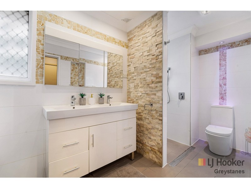 21 Kiama Street, Greystanes NSW 2145