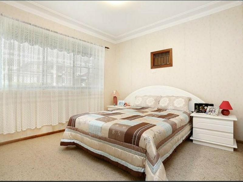 1 Willow Street, Greystanes NSW 2145