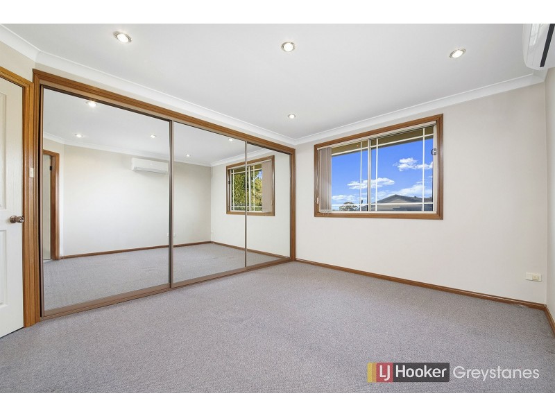 1/3 White Gum Place, Greystanes NSW 2145
